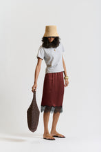 Le Silk Lace Trim Skirt - BURGUNDY